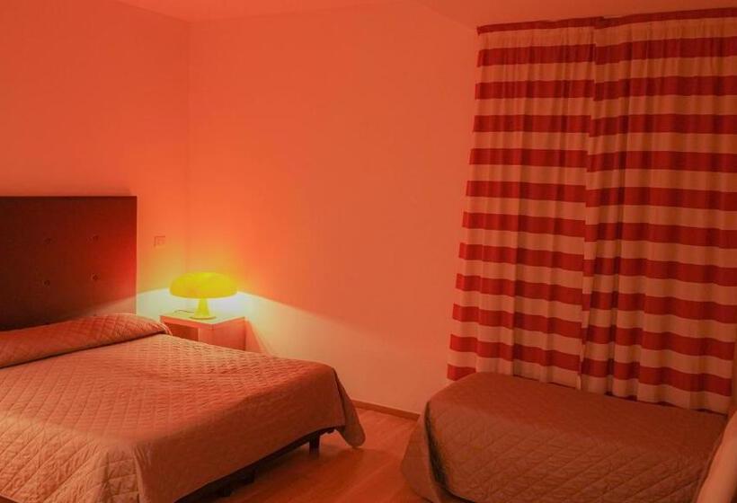 חדר סטנדרט לארבעה, Country Hotel Le Querce