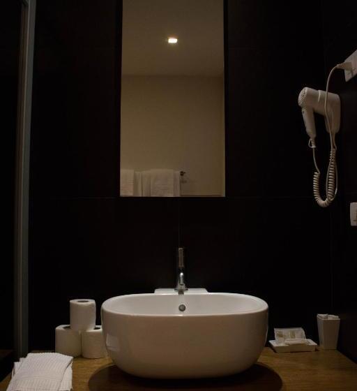 חדר סטנדרט לארבעה, Country Hotel Le Querce