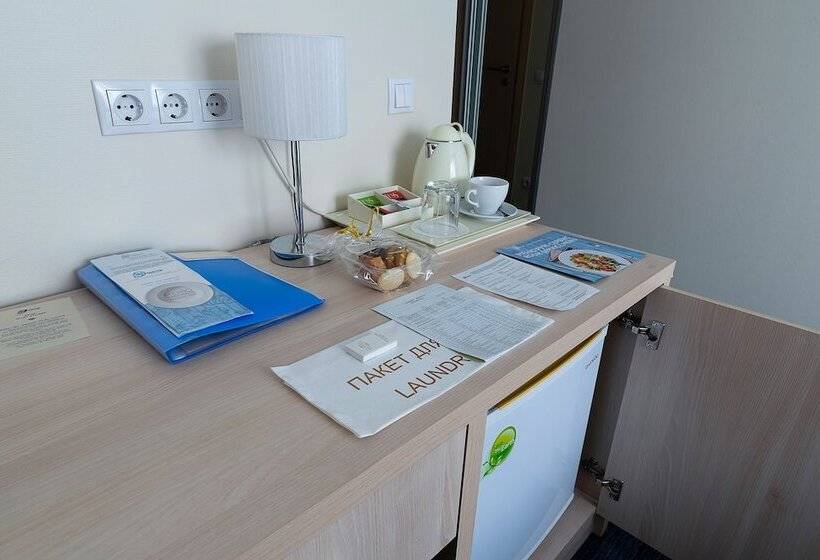 舒适型单人间, Equator