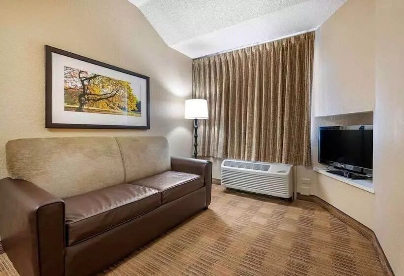 スイート, Extended Stay America Suites  Cincinnati  Blue Ash  Reed Hartman