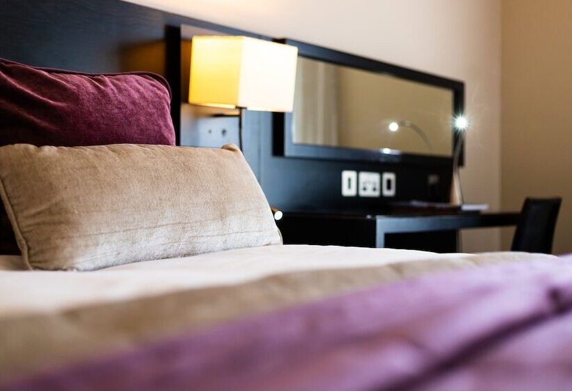 Номер Deluxe, Harbour Hotel & Spa Guildford