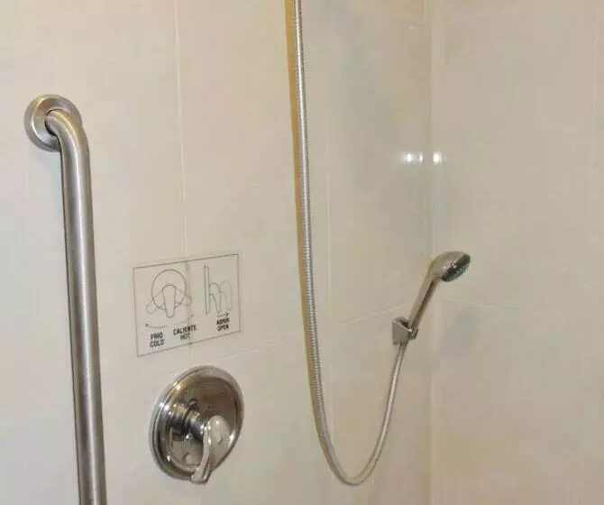 اتاق استاندارد, Holiday Inn Reynosa Industrial Poniente, An Ihg