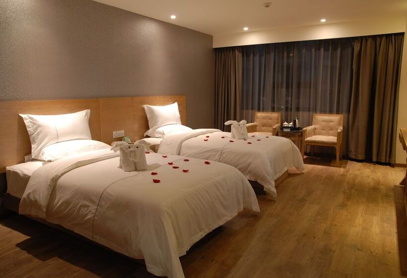 غرفة بيزنس, Insail Hotels