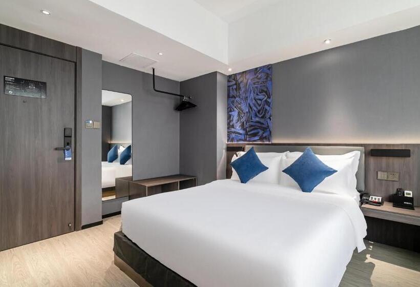 디럭스 룸, Insail Hotels