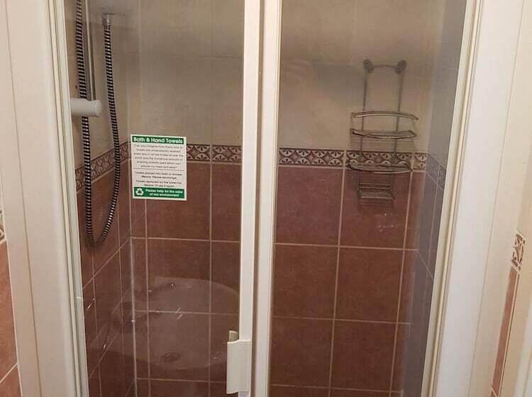 اتاق استاندارد, The Albany