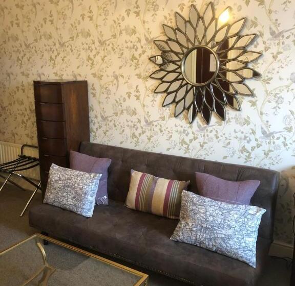 ファミリールーム, Tower