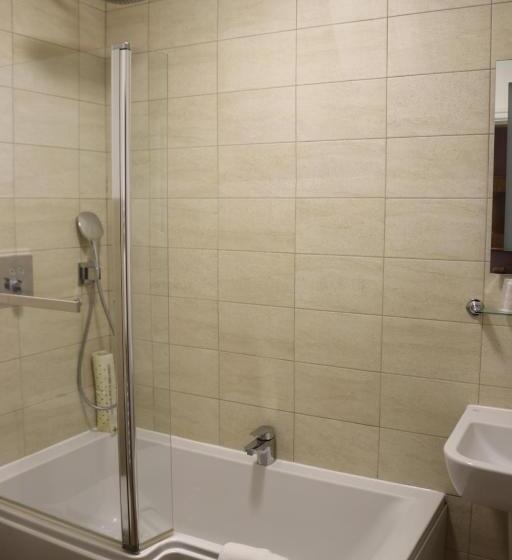 ファミリールーム, Tower