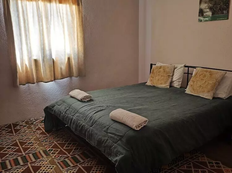 اتاق استاندارد, Rocky Mountain Hotel