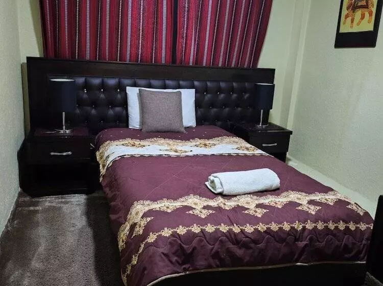 اتاق استاندارد یک نفره, Rocky Mountain Hotel