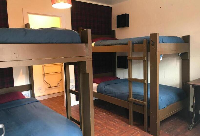 غرفة قياسية رباعية, Loch Ness Backpackers Lodge