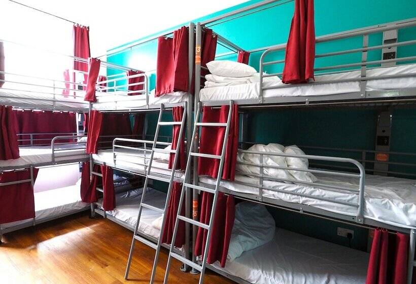 공용 욕실 구비 공동 객실 내의 침대, St Christopher S Edinburgh Original