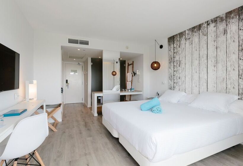 اتاق سوپریور با چشم‌انداز دریا, Aluasoul Mallorca Resort  Adults Only