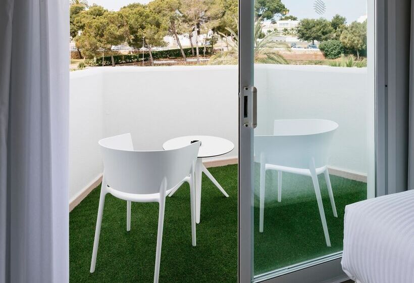 اتاق استاندارد با چشم‌انداز استخر, Aluasoul Mallorca Resort  Adults Only