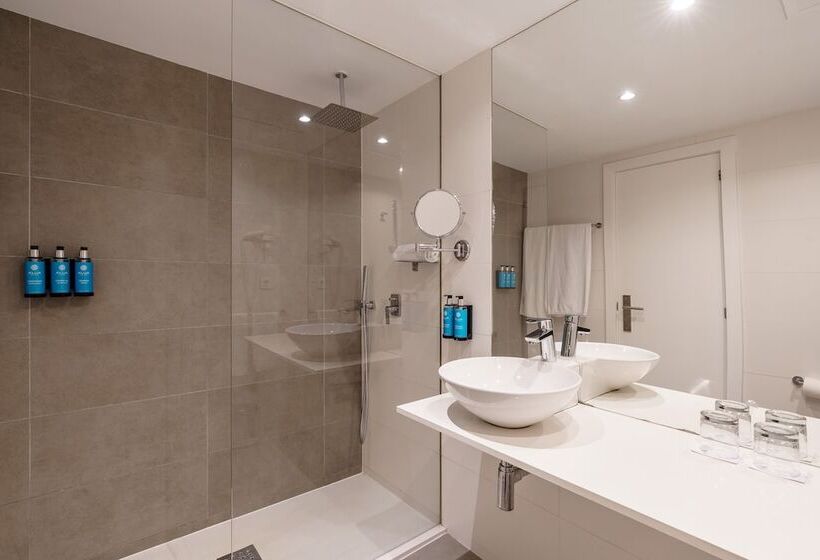 اتاق استاندارد با چشم‌انداز استخر, Aluasoul Mallorca Resort  Adults Only