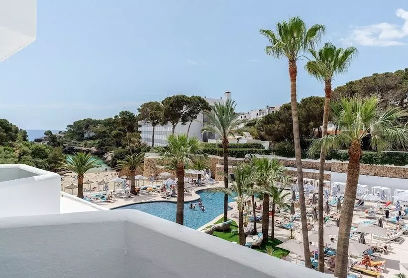 اتاق استاندارد با چشم‌انداز استخر, Aluasoul Mallorca Resort  Adults Only