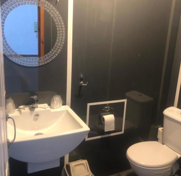 חדר סטנדרט, Bentleys