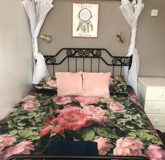 اتاق استاندارد با تخت بزرگ, Melrose