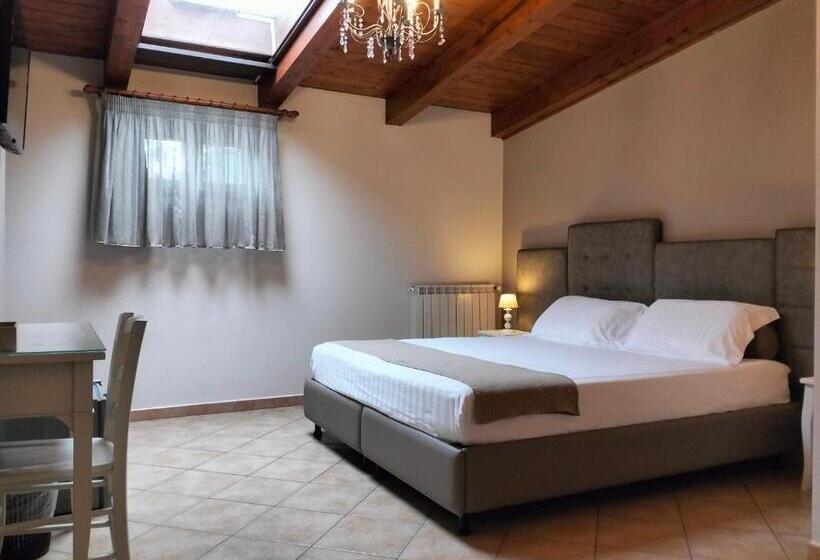 اتاق استاندارد سه نفره, Bed & Breakfast De Nittis