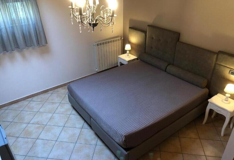 اتاق استاندارد سه نفره, Bed & Breakfast De Nittis