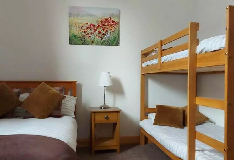 ファミリールーム, Helmsdale Lodge Hostel All Rooms En Suite