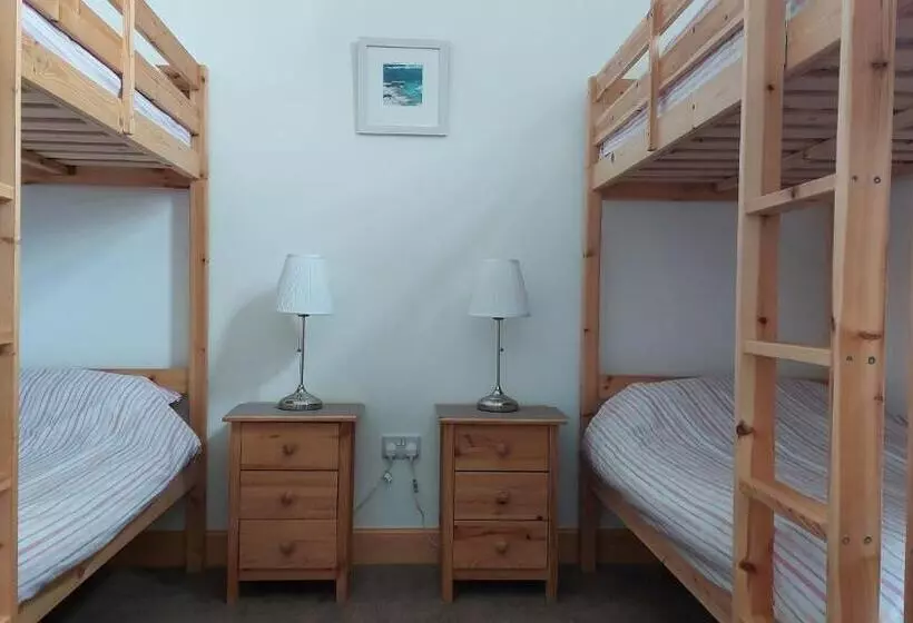 スタンダード4人部屋, Helmsdale Lodge Hostel All Rooms En Suite