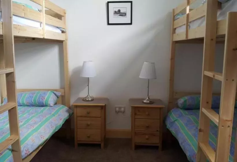 スタンダード4人部屋, Helmsdale Lodge Hostel All Rooms En Suite