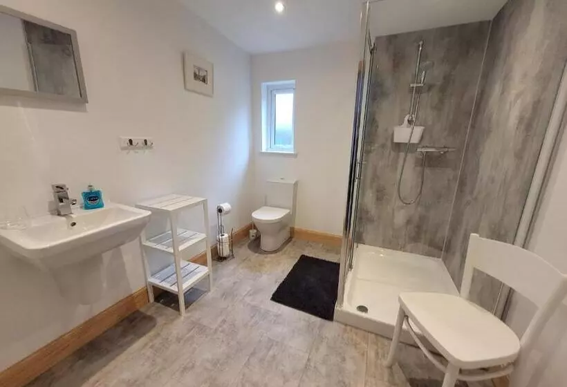 ファミリールーム, Helmsdale Lodge Hostel All Rooms En Suite