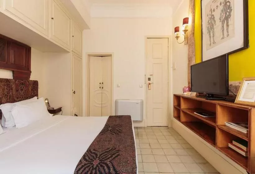 Quarto Basic, Independente Príncipe Real