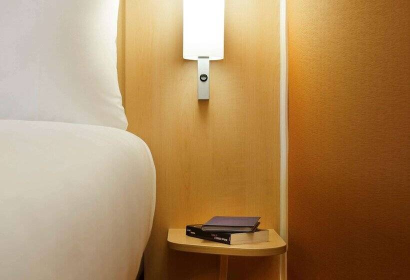 Номер Стандарт, Ibis London Shepherds Bush   Hammersmith