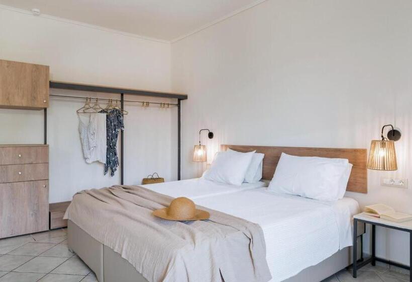 اتاق استاندارد با بالکن و چشم‌انداز دریا, Phoenix Beach