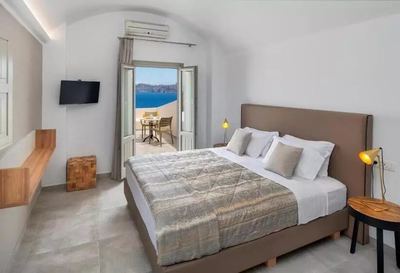 سوئیت جونیور با چشم‌انداز, Kokkinos Villas