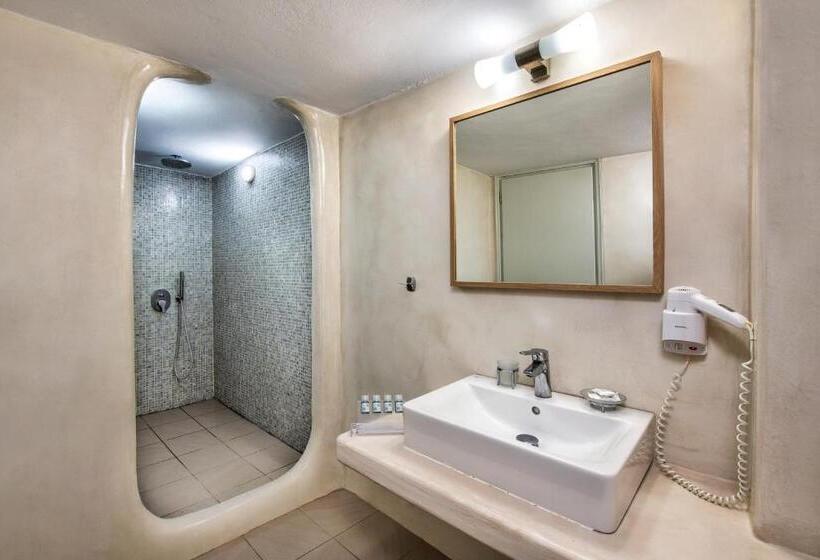 3 Bett Standardzimmer mit Ausblick, Kokkinos Villas