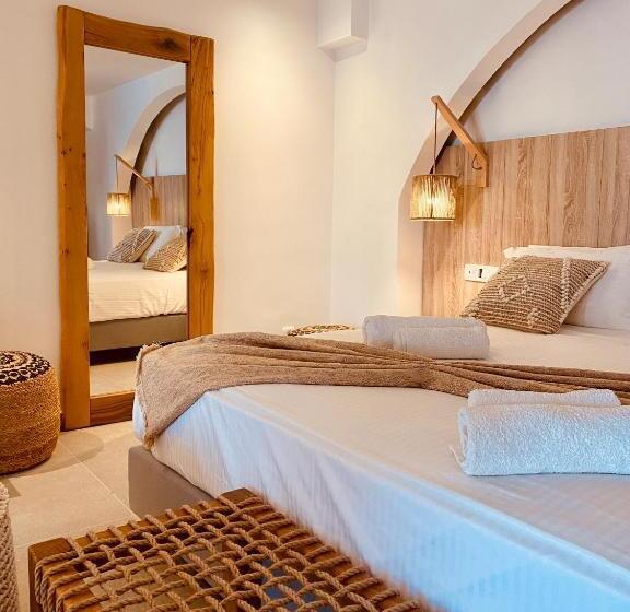 اتاق استاندارد سه تخته با چشم‌انداز, Kokkinos Villas