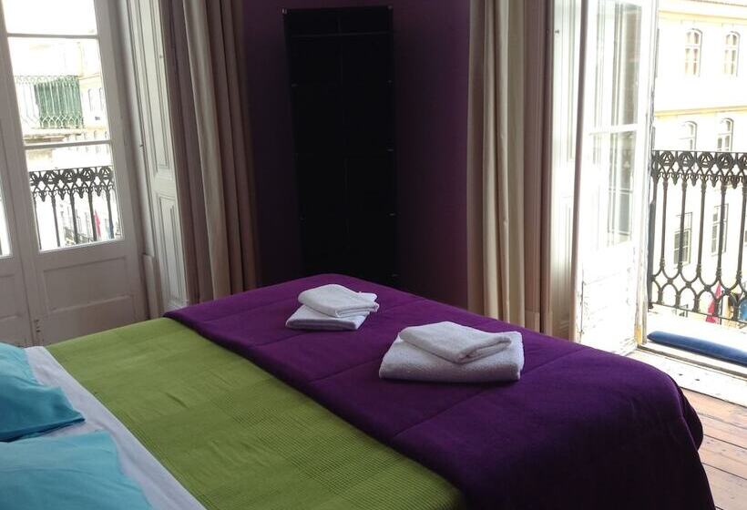 اتاق استاندارد با سرویس بهداشتی مشترک, Lisbon Riverview Hostel