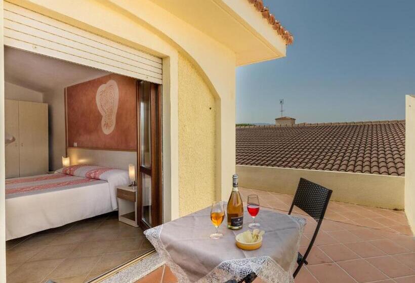 غرفة قياسية مزوَّدة بتراس, Petri Marini Hotel & Resort