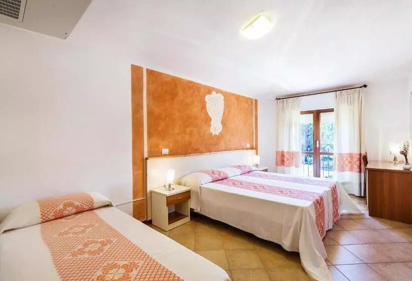 トリプルクラシックルーム, Petri Marini Hotel & Resort