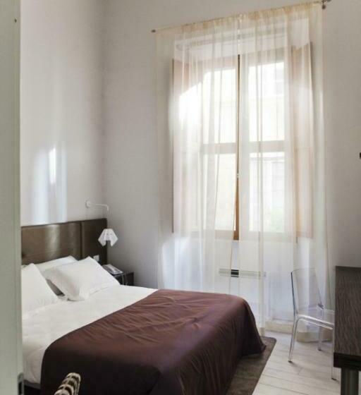 سوییت, Trevi Palace Luxury Inn