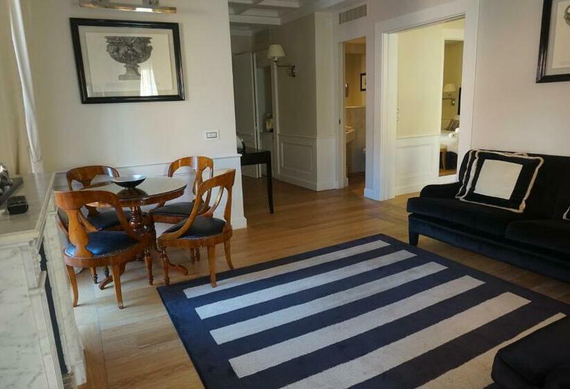 סוויטה, Trevi Palace Luxury Inn
