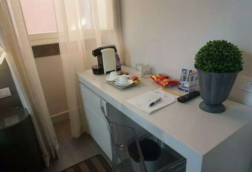 اتاق کلاسیک, Trevi Palace Luxury Inn
