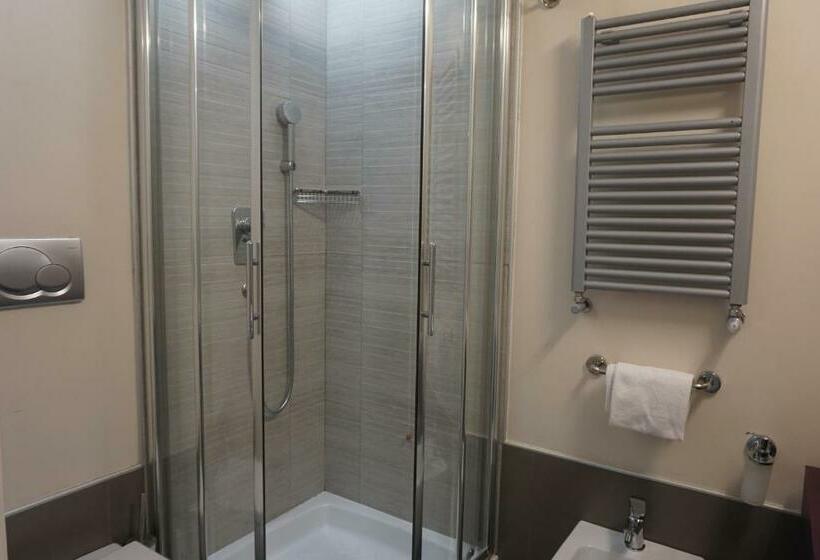 חדר קלאסי, Trevi Palace Luxury Inn