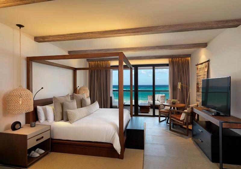 סוויטת ג'וניור, Trevi Palace Luxury Inn