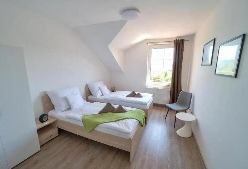 Habitación Estándar con Vistas, Formule