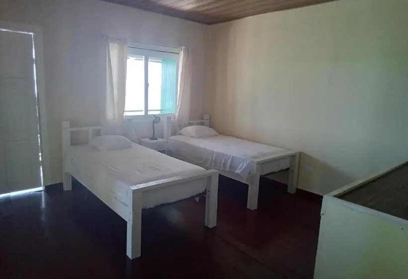 سوییت, Buccaneer Resort