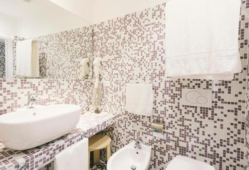 חדר סטנדרט נוף לגינה, Melograno