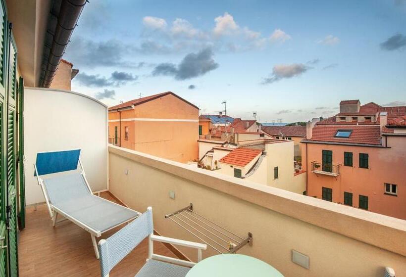 수피리어 룸, Melograno