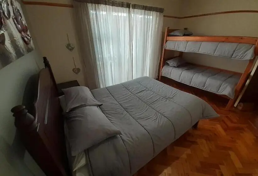 سوئیت 2 خوابه, Anri Guesthouse