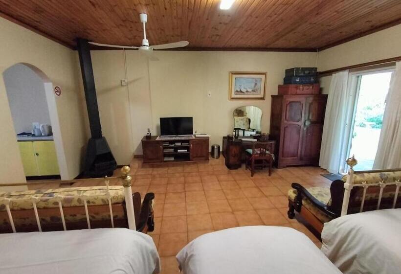 اتاق خانوادگی, Anri Guesthouse