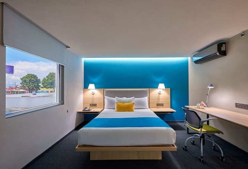 سوییت, City Express By Marriott Suites Toluca