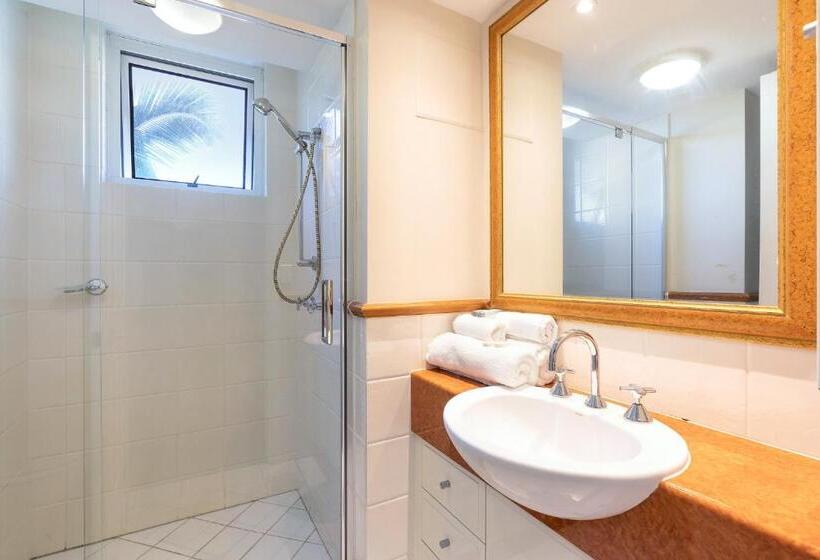 Апартаменты 2 спальни Вид на Сад, Ultiqa Burleigh Mediterranean Resort