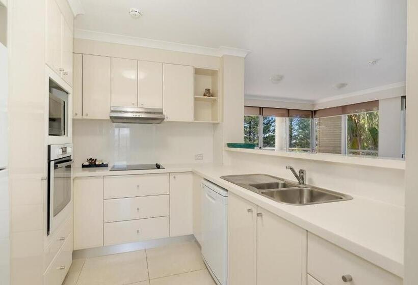 Апартаменты 2 спальни Вид на Сад, Ultiqa Burleigh Mediterranean Resort